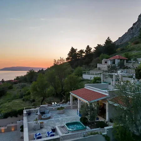 Rita Villa Makarska